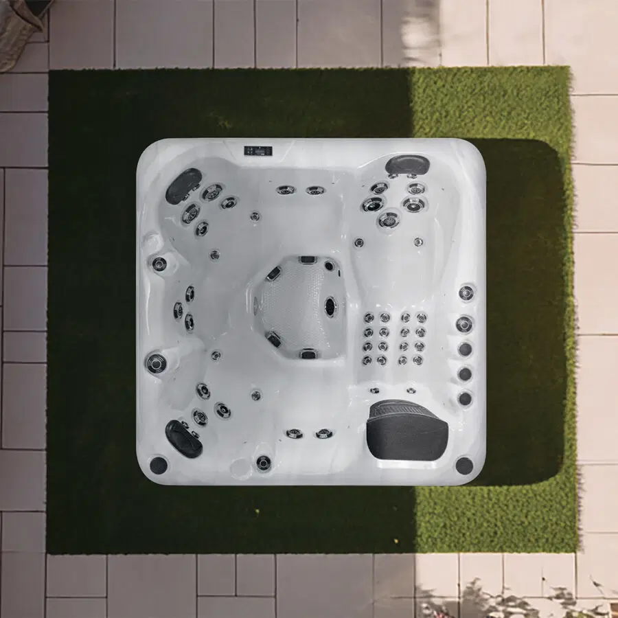 Refresh hot tub by Platinum Spas